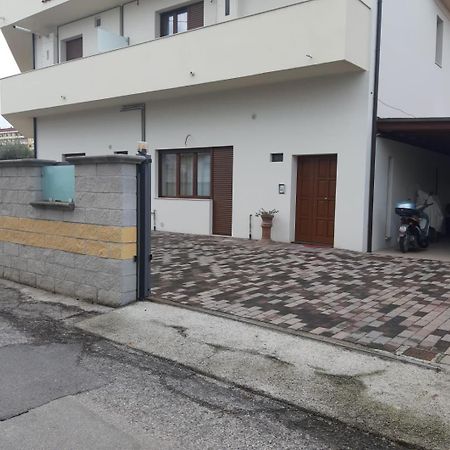 Appartamento La Casa Di Carla Pescara Esterno foto