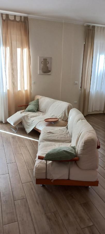 Appartamento La Casa Di Carla Pescara Esterno foto
